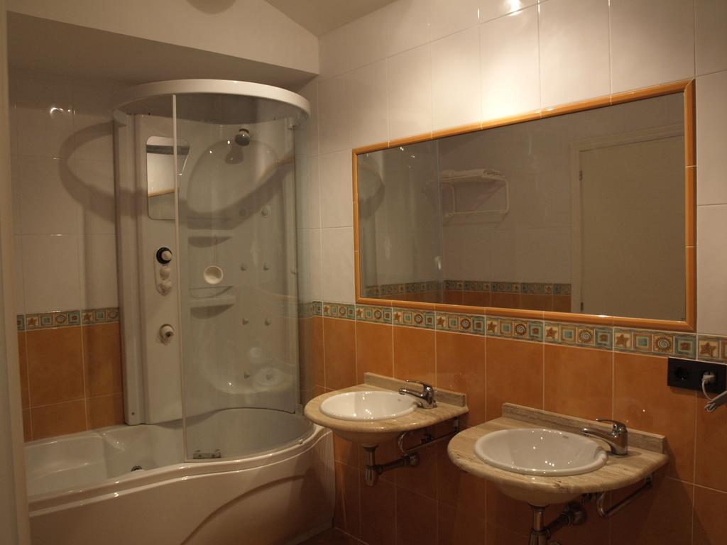 Hotel Lastres Miramar Luaran gambar