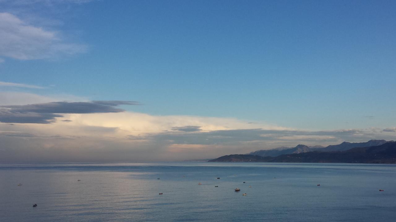 Hotel Lastres Miramar Luaran gambar